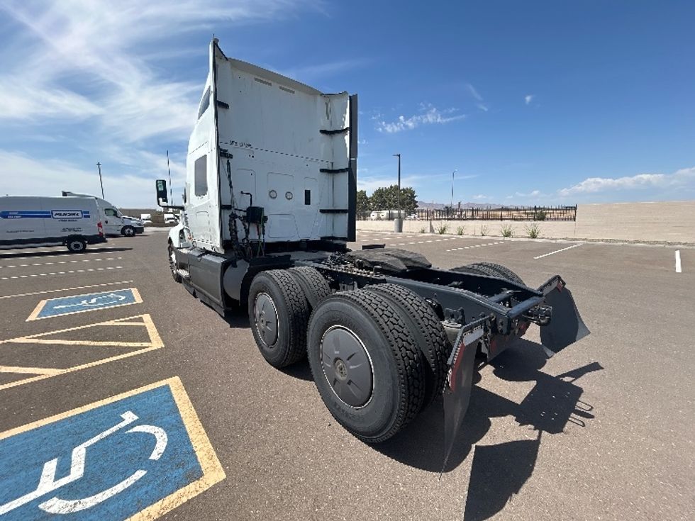 Sleeper Tractor-Heavy Duty Tractors-International-2024-LT625-Phoenix-AZ-755,231\n\t\tmiles-$ 50,250 - Image 5