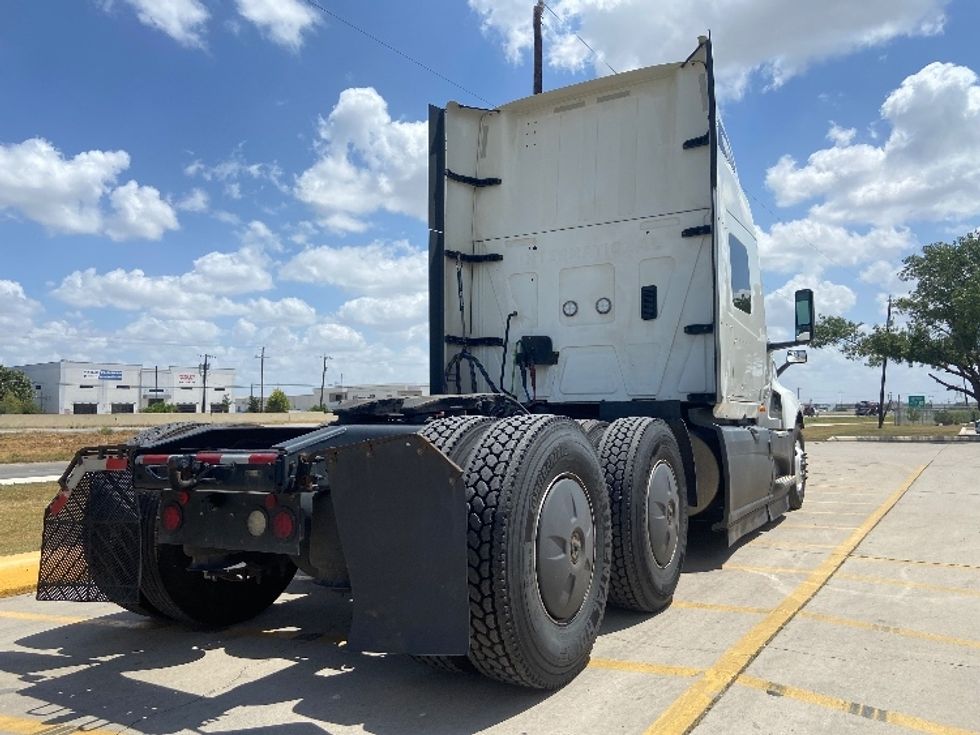 Sleeper Tractor-Heavy Duty Tractors-International-2024-LT625-San Antonio-TX-678,701\n\t\tmiles-$ 58,500 - Image 7