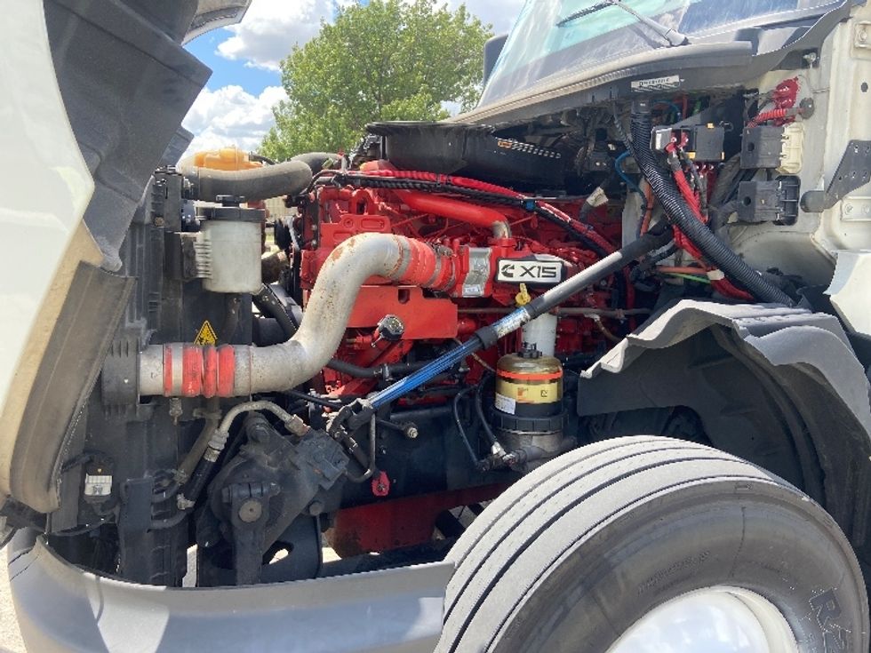 Sleeper Tractor-Heavy Duty Tractors-International-2024-LT625-San Antonio-TX-728,244\n\t\tmiles-$ 53,000 - Image 21