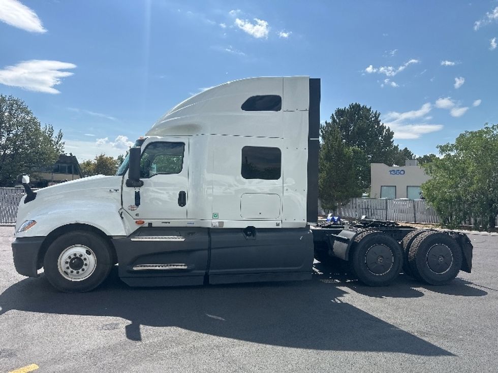 Sleeper Tractor-Heavy Duty Tractors-International-2024-LT625-Sparks-NV-599,511\n\t\tmiles-$ 67,250 - Image 4