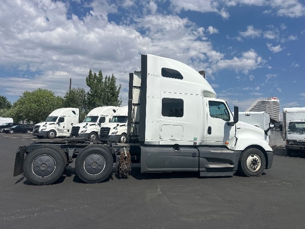Sleeper Tractor-Heavy Duty Tractors-International-2024-LT625-Sparks-NV-599,511\n\t\tmiles-$ 67,250 - Image 8