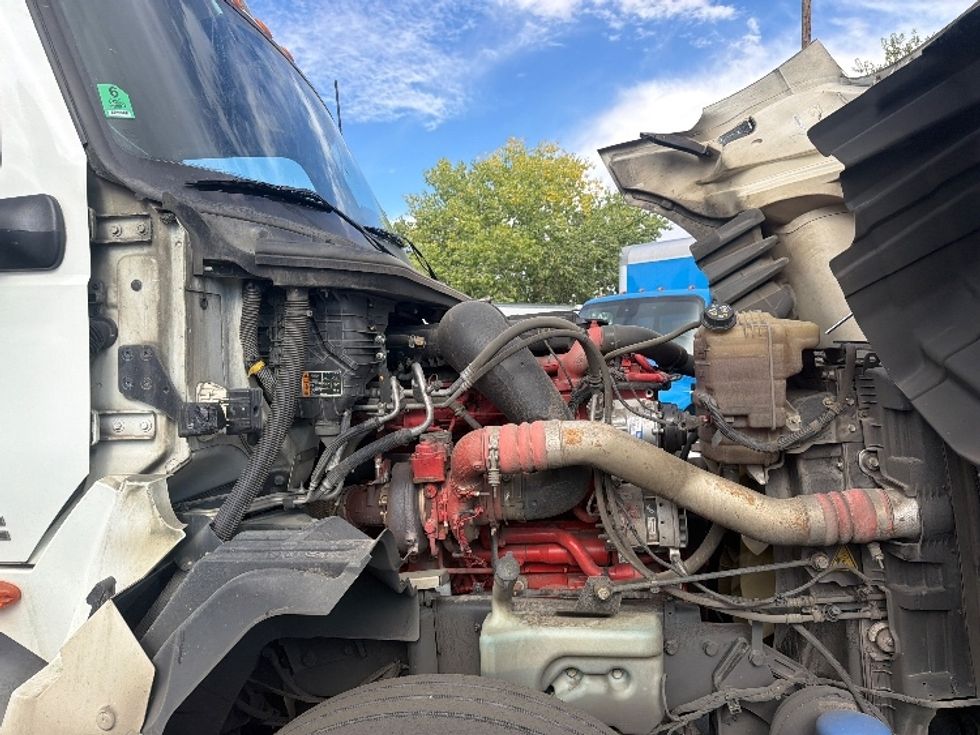 Sleeper Tractor-Heavy Duty Tractors-International-2024-LT625-West Sacramento-CA-609,636\n\t\tmiles-$ 69,250 - Image 20