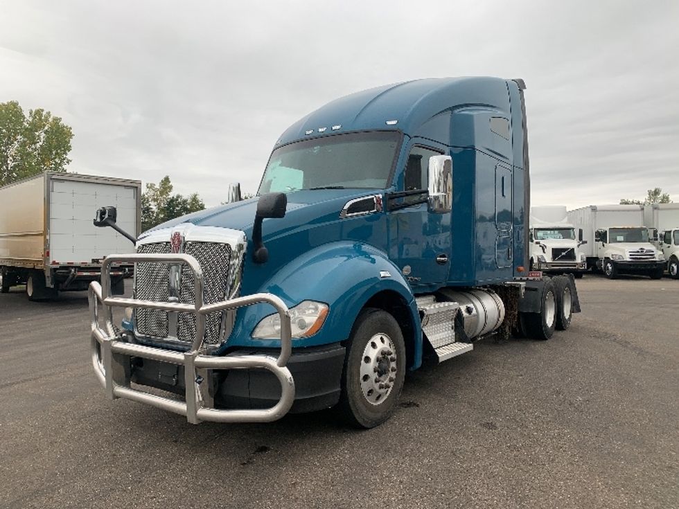Sleeper Tractor-Heavy Duty Tractors-Kenworth-2019-T680-Akron-OH-473,783\n\t\tmiles-$ 45,500 - Image 3