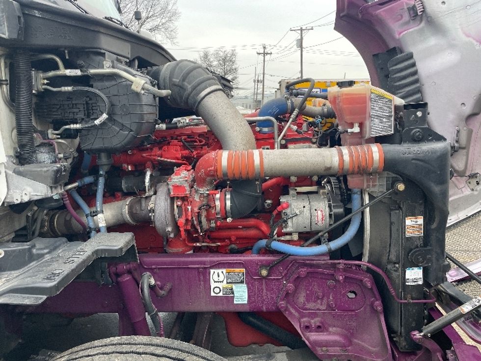 Sleeper Tractor-Heavy Duty Tractors-Kenworth-2020-T680-Pennsauken-NJ-201,527\n\t\tmiles-$ 71,750 - Image 20