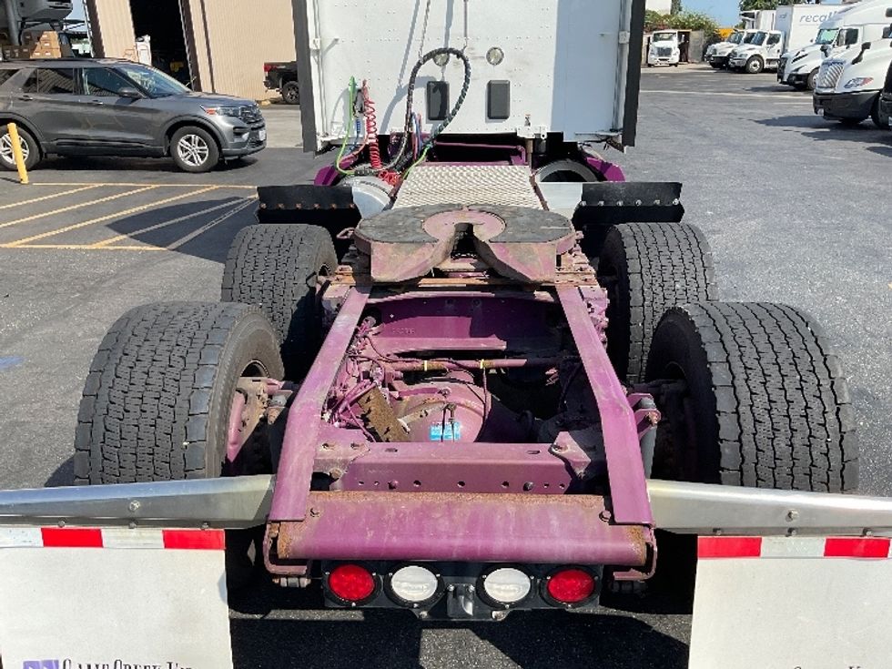 Sleeper Tractor-Heavy Duty Tractors-Kenworth-2020-T680-Torrance-CA-196,269\n\t\tmiles-$ 83,500 - Image 6