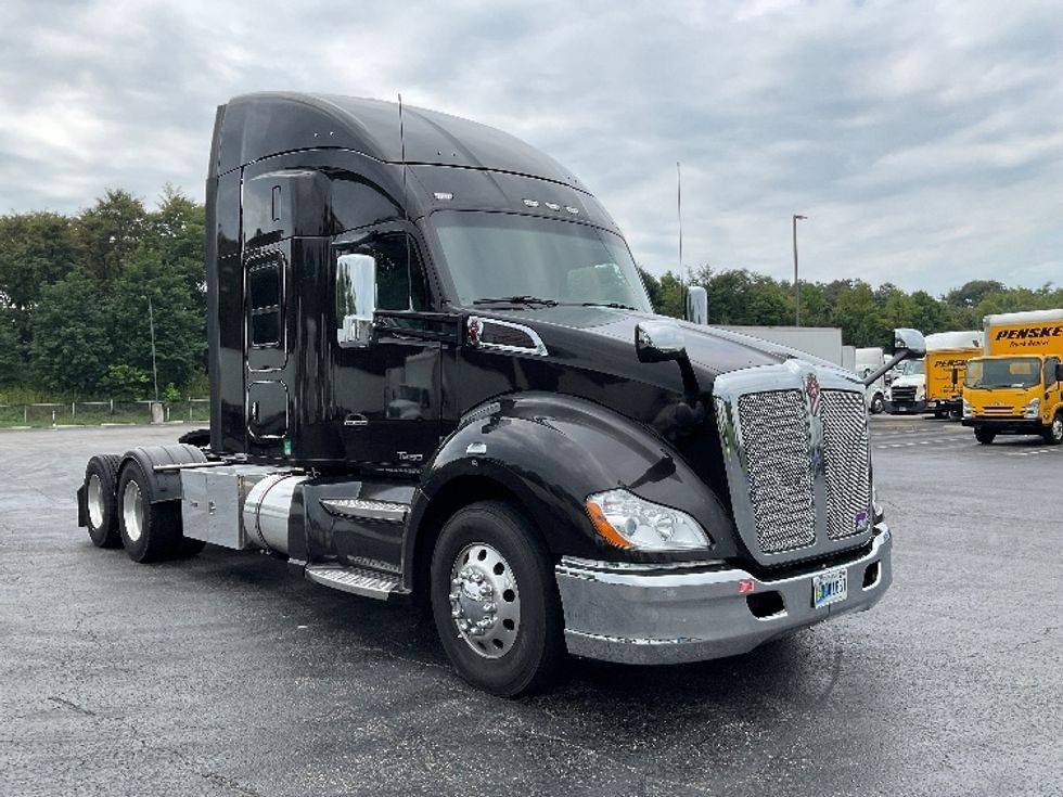 Sleeper Tractor-Heavy Duty Tractors-Kenworth-2021-T680-Akron-OH-283,138\n\t\tmiles-$ 88,750 - Image 1