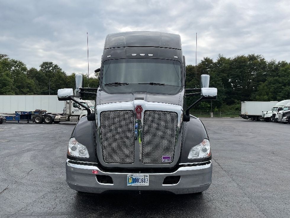 Sleeper Tractor-Heavy Duty Tractors-Kenworth-2021-T680-Akron-OH-283,138\n\t\tmiles-$ 88,750 - Image 2