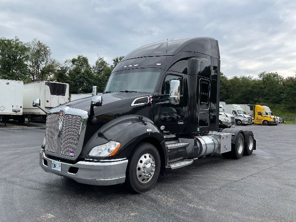 Sleeper Tractor-Heavy Duty Tractors-Kenworth-2021-T680-Akron-OH-283,138\n\t\tmiles-$ 88,750 - Image 3