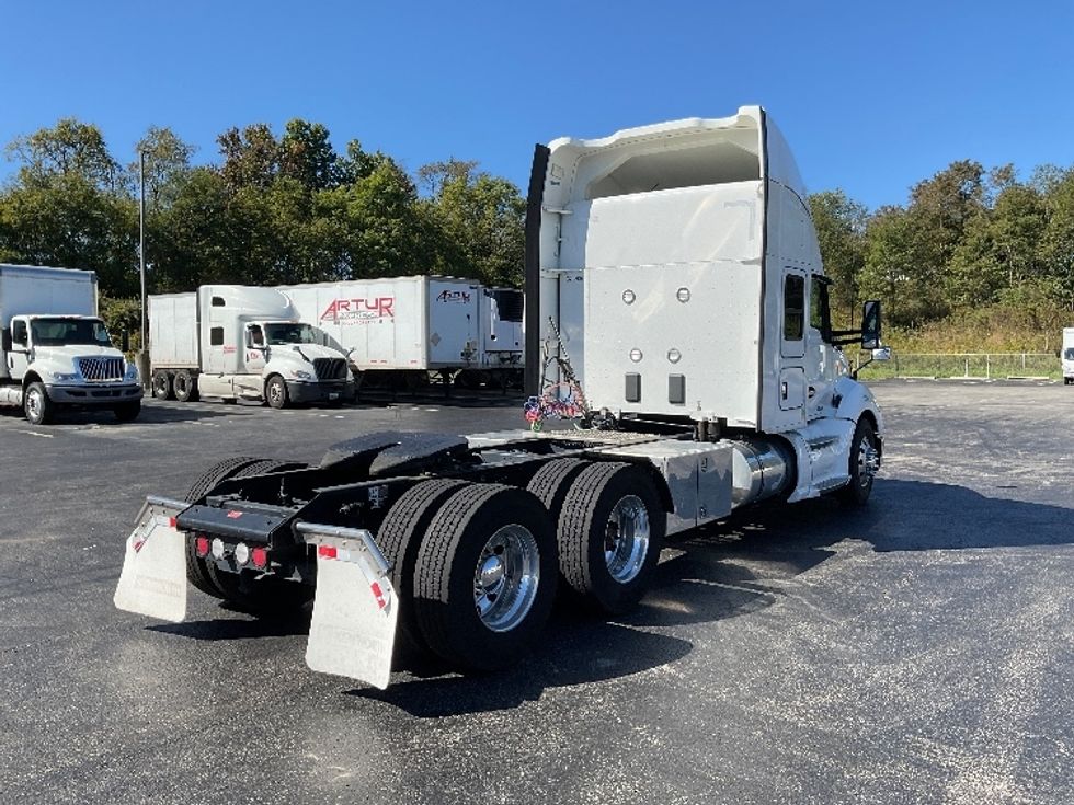Sleeper Tractor-Heavy Duty Tractors-Kenworth-2021-T680-Mount Pleasant-PA-287,155\n\t\tmiles-$ 85,000 - Image 7
