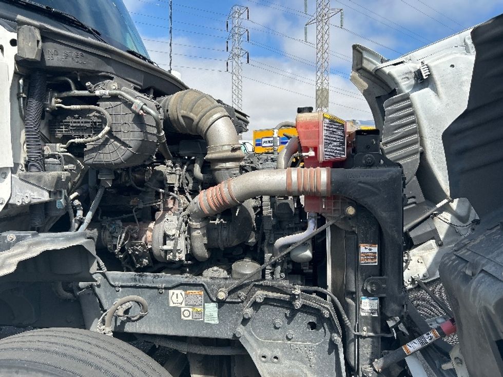 Sleeper Tractor-Heavy Duty Tractors-Kenworth-2021-T680-San Leandro-CA-177,478\n\t\tmiles-$ 72,750 - Image 20