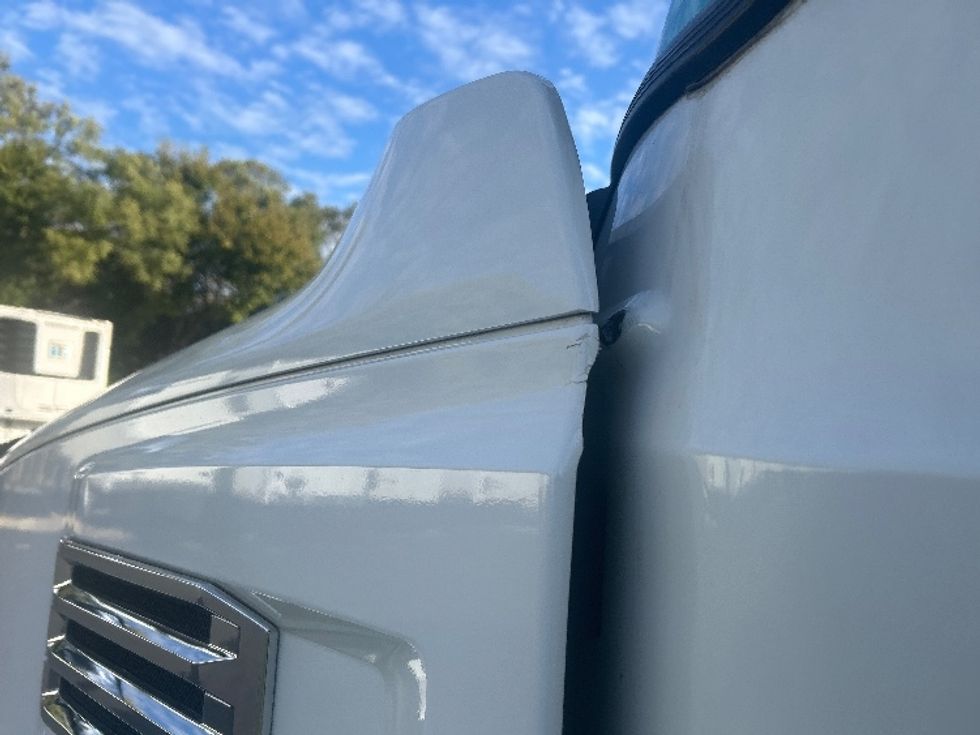 Sleeper Tractor-Heavy Duty Tractors-Mack-2022-ANTHEM-Indianapolis-IN-412,691\n\t\tmiles-$ 75,250 - Image 26