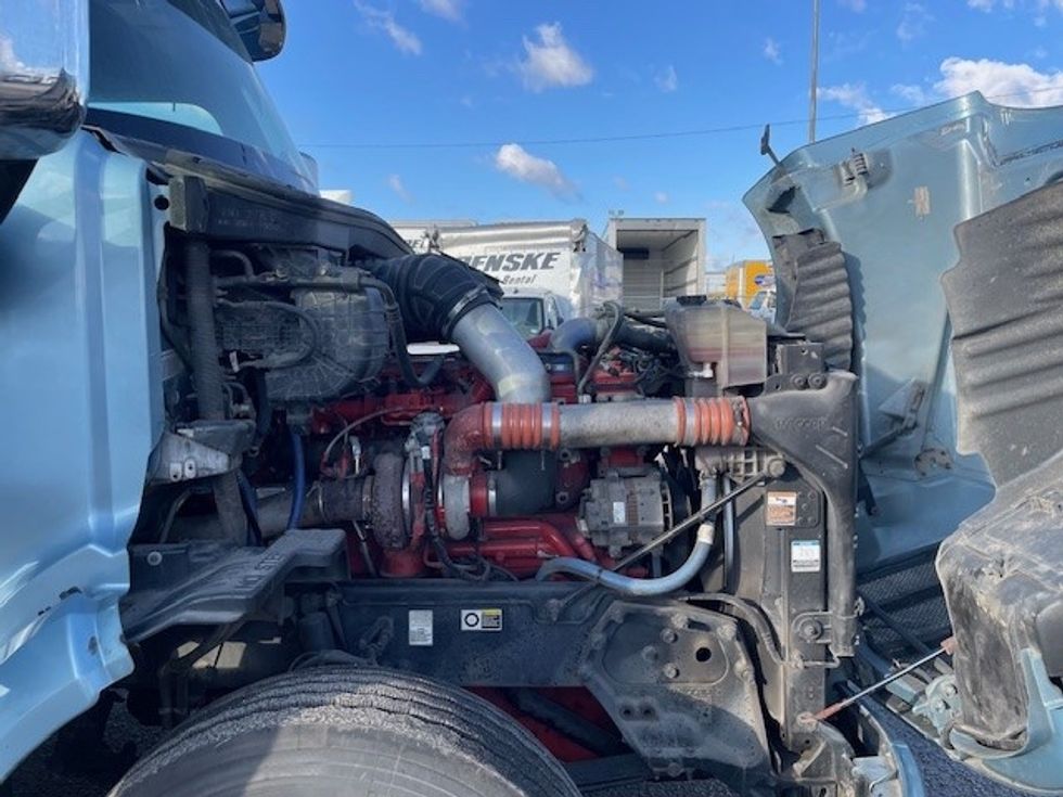 Sleeper Tractor-Heavy Duty Tractors-Peterbilt-2016-579-Dallas-TX-679,340\n\t\tmiles-$ 35,250 - Image 20