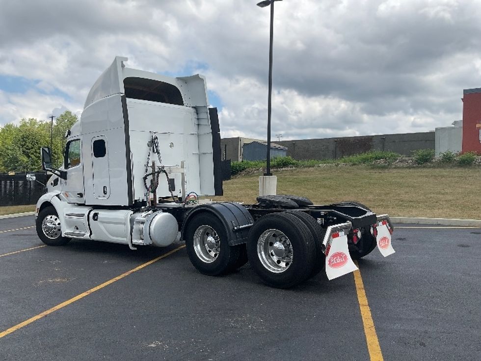Sleeper Tractor-Heavy Duty Tractors-Peterbilt-2019-579-Akron-OH-232,300\n\t\tmiles-$ 65,750 - Image 5