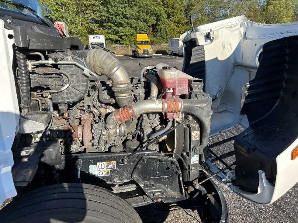 Sleeper Tractor-Heavy Duty Tractors-Peterbilt-2019-579-Akron-OH-272,308\n\t\tmiles-$ 67,000 - Image 20