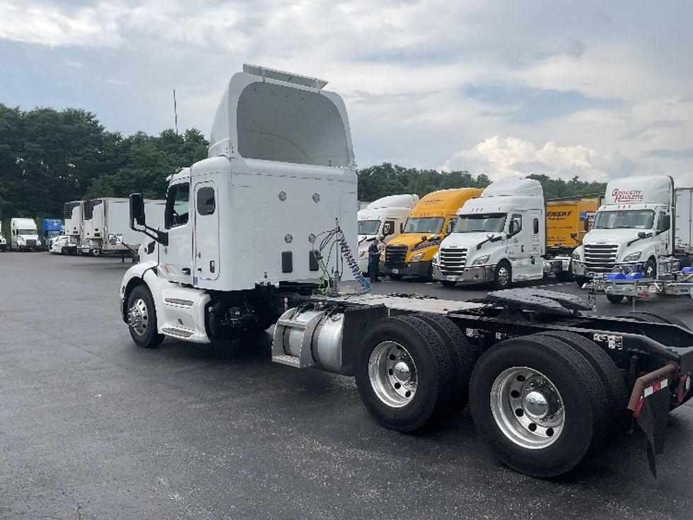Sleeper Tractor-Heavy Duty Tractors-Peterbilt-2019-579-Mount Pleasant-PA-155,110\n\t\tmiles-$ 63,500 - Image 5