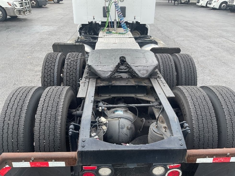 Sleeper Tractor-Heavy Duty Tractors-Peterbilt-2019-579-Mount Pleasant-PA-155,110\n\t\tmiles-$ 63,500 - Image 6
