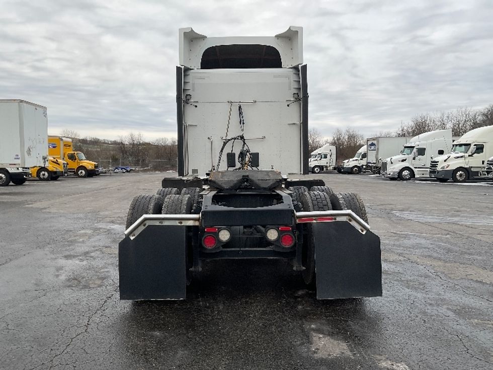 Sleeper Tractor-Heavy Duty Tractors-Peterbilt-2020-579-Akron-OH-181,218\n\t\tmiles-$ 65,500 - Image 6