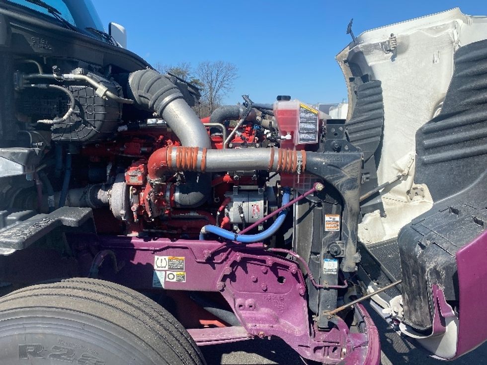 Sleeper Tractor-Heavy Duty Tractors-Peterbilt-2020-579-Jessup-MD-245,602\n\t\tmiles-$ 65,000 - Image 20