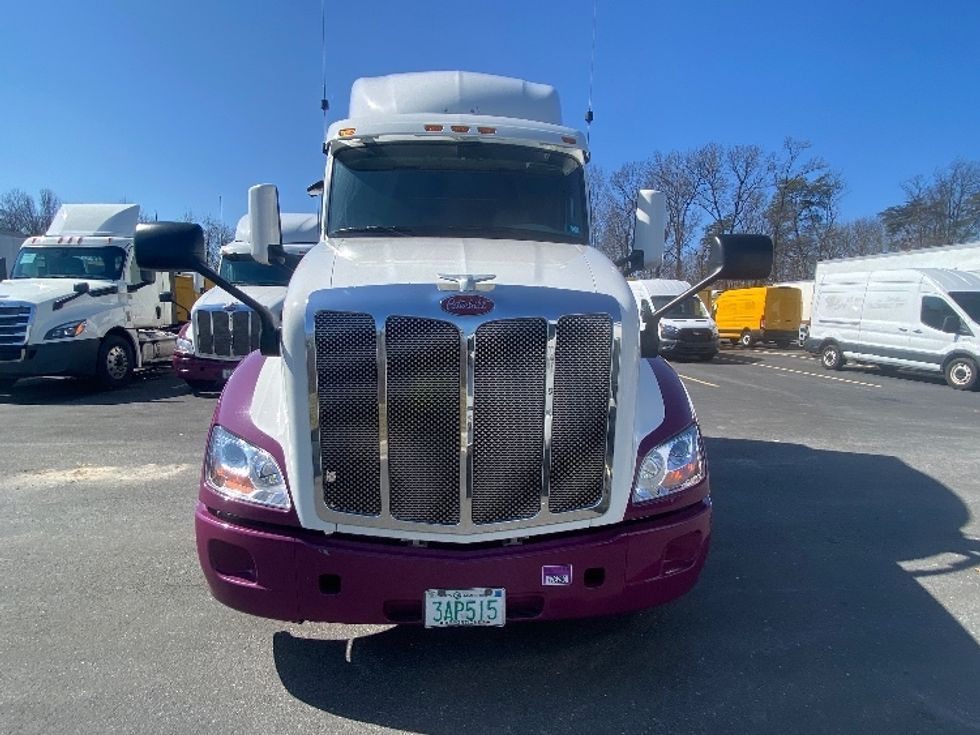 Sleeper Tractor-Heavy Duty Tractors-Peterbilt-2020-579-Jessup-MD-247,400\n\t\tmiles-$ 71,250 - Image 2
