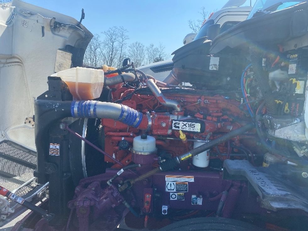 Sleeper Tractor-Heavy Duty Tractors-Peterbilt-2020-579-Jessup-MD-252,069\n\t\tmiles-$ 64,750 - Image 21