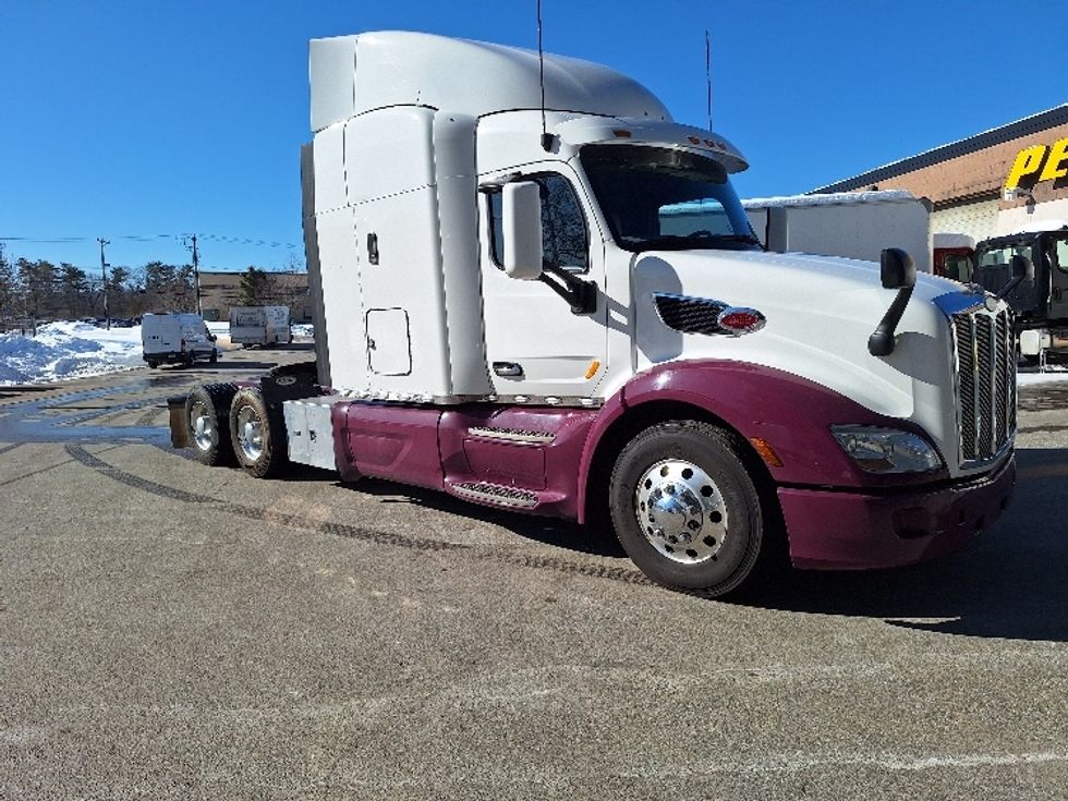 Sleeper Tractor-Heavy Duty Tractors-Peterbilt-2020-579-Londonderry-NH-248,018\n\t\tmiles-$ 71,250 - Image 1