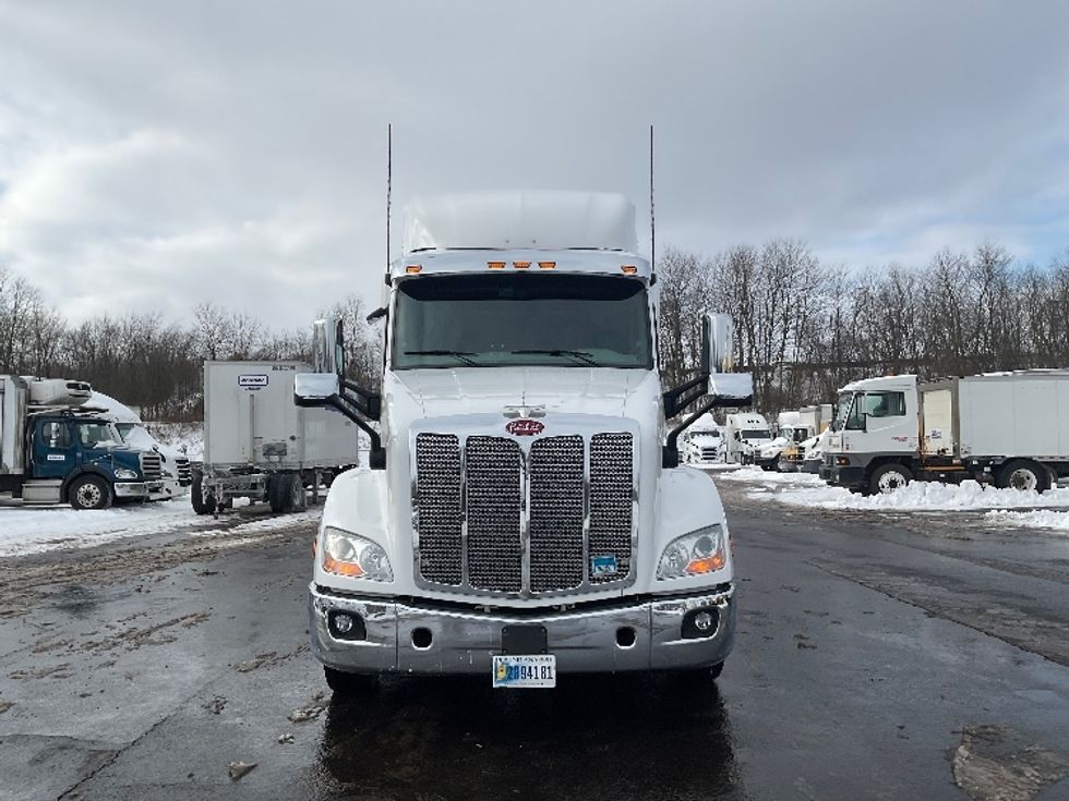 Sleeper Tractor-Heavy Duty Tractors-Peterbilt-2020-579-Mount Pleasant-PA-162,841\n\t\tmiles-$ 66,250 - Image 2
