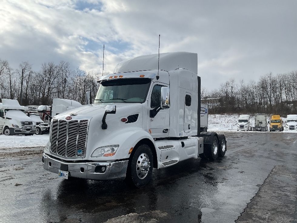 Sleeper Tractor-Heavy Duty Tractors-Peterbilt-2020-579-Mount Pleasant-PA-162,841\n\t\tmiles-$ 66,250 - Image 3