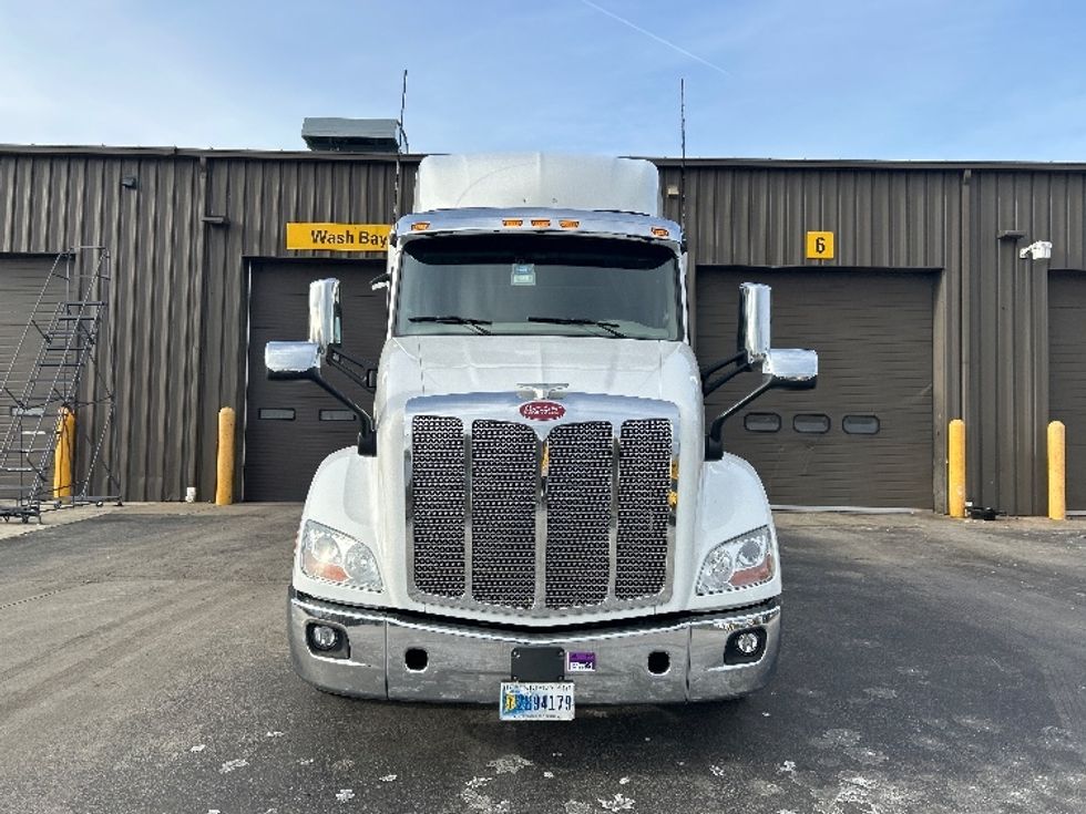 Sleeper Tractor-Heavy Duty Tractors-Peterbilt-2020-579-Mount Pleasant-PA-170,727\n\t\tmiles-$ 70,000 - Image 2