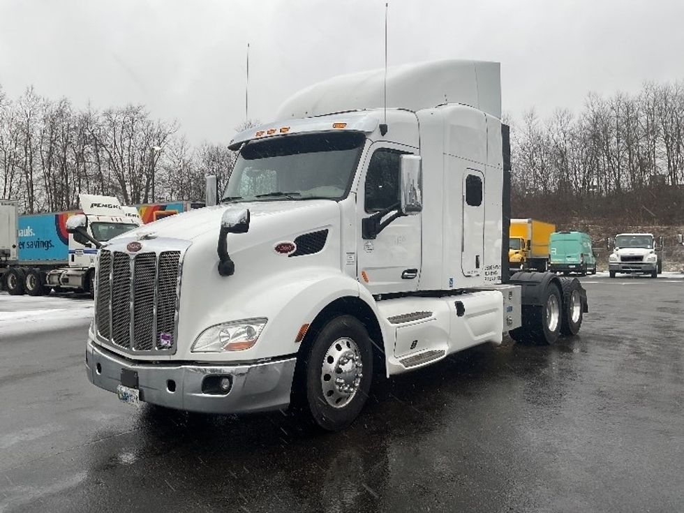 Sleeper Tractor-Heavy Duty Tractors-Peterbilt-2020-579-Mount Pleasant-PA-217,023\n\t\tmiles-$ 64,250 - Image 3