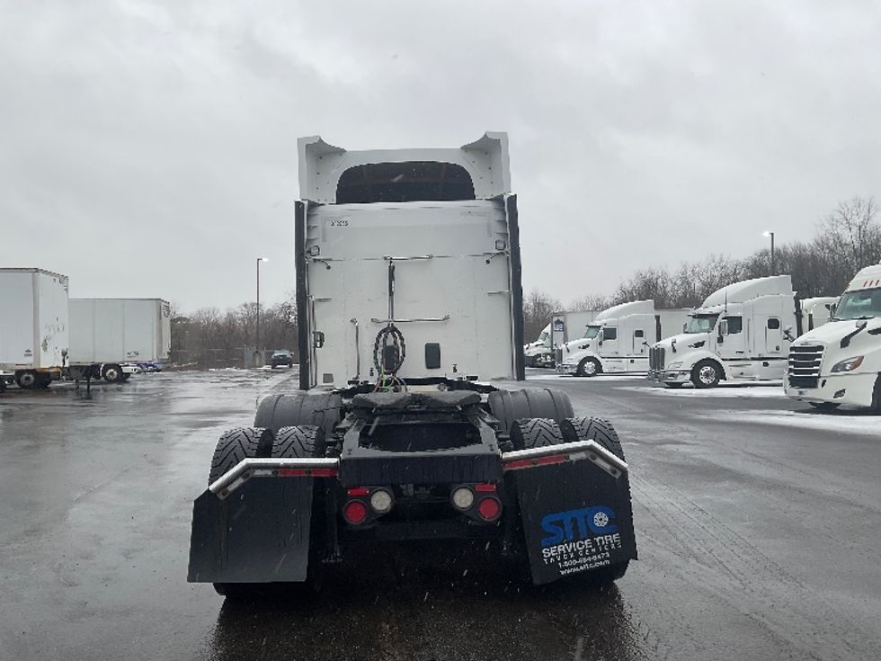 Sleeper Tractor-Heavy Duty Tractors-Peterbilt-2020-579-Mount Pleasant-PA-217,023\n\t\tmiles-$ 64,250 - Image 6