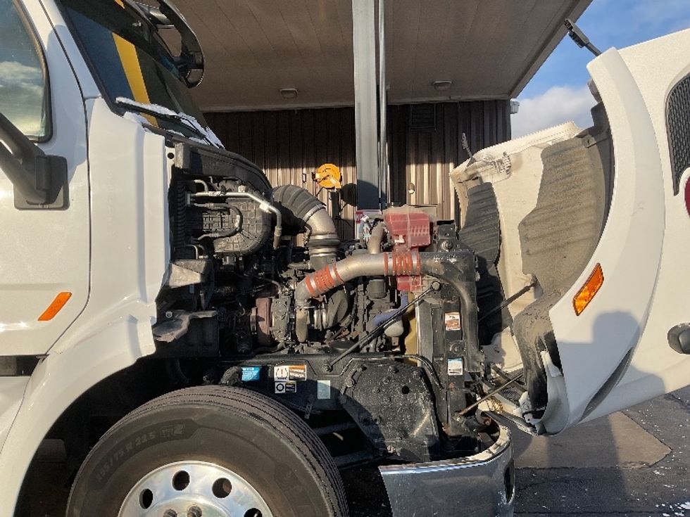 Sleeper Tractor-Heavy Duty Tractors-Peterbilt-2020-579-Mount Pleasant-PA-250,292\n\t\tmiles-$ 62,750 - Image 20