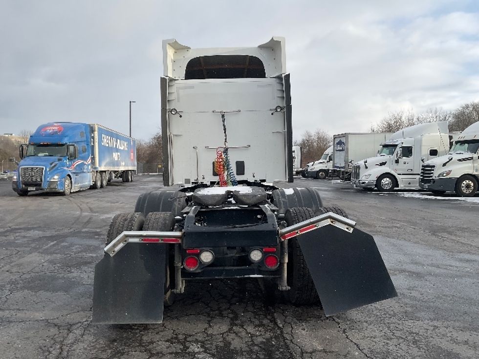 Sleeper Tractor-Heavy Duty Tractors-Peterbilt-2020-579-Mount Pleasant-PA-250,292\n\t\tmiles-$ 62,750 - Image 6