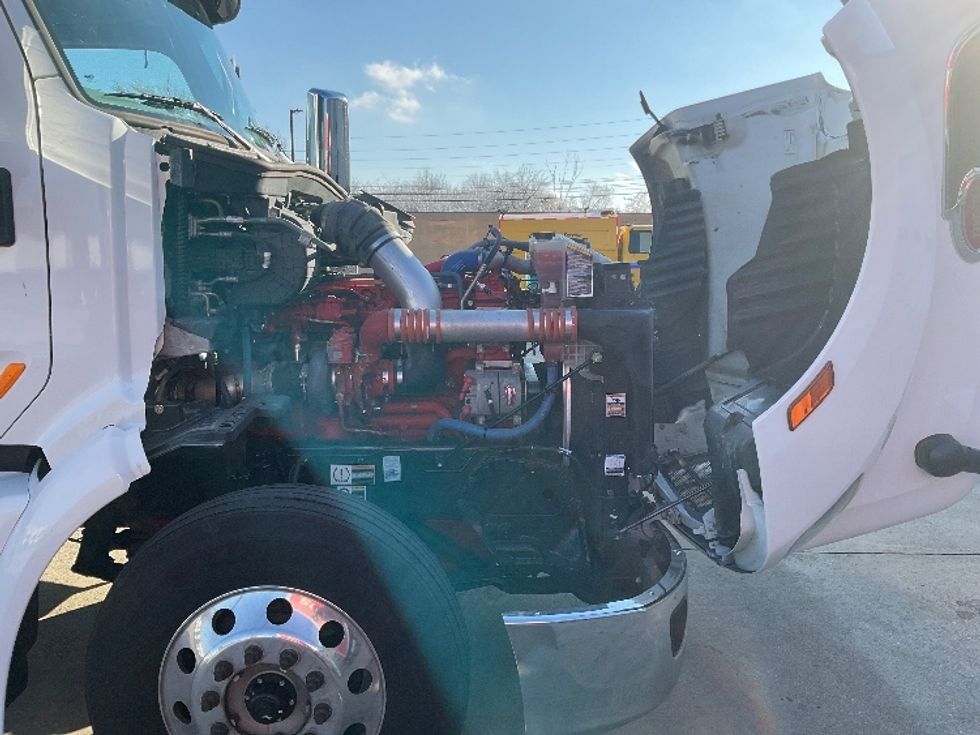 Sleeper Tractor-Heavy Duty Tractors-Peterbilt-2020-579-Nashville (Mount Juliet)-TN-150,504\n\t\tmiles-$ 80,750 - Image 20