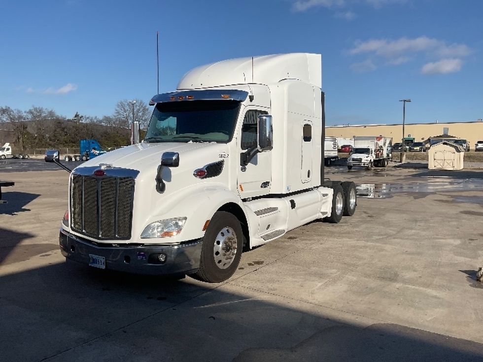 Sleeper Tractor-Heavy Duty Tractors-Peterbilt-2020-579-Nashville (Mount Juliet)-TN-150,504\n\t\tmiles-$ 80,750 - Image 3