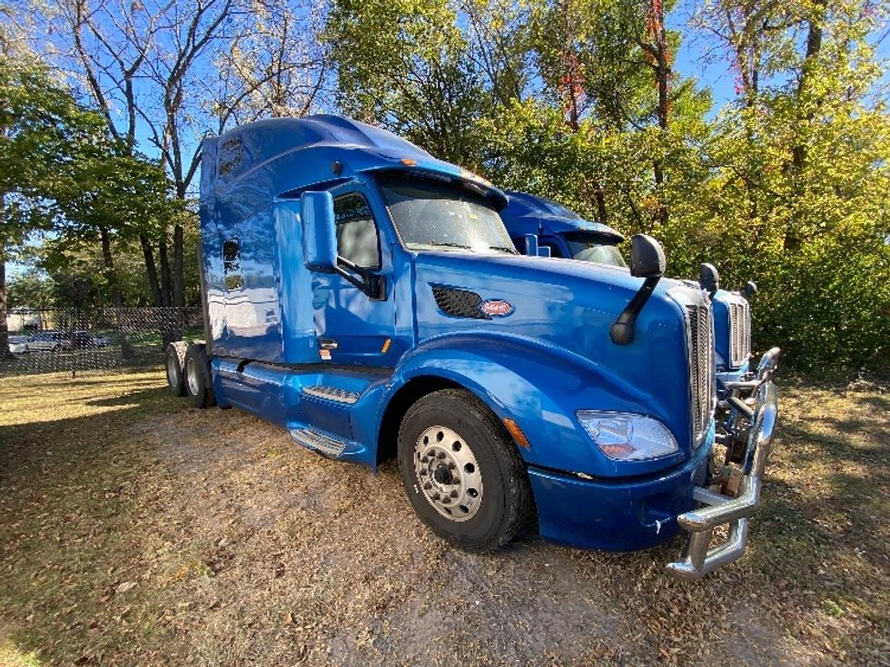 2020 Peterbilt 579 Sleeper Tractor