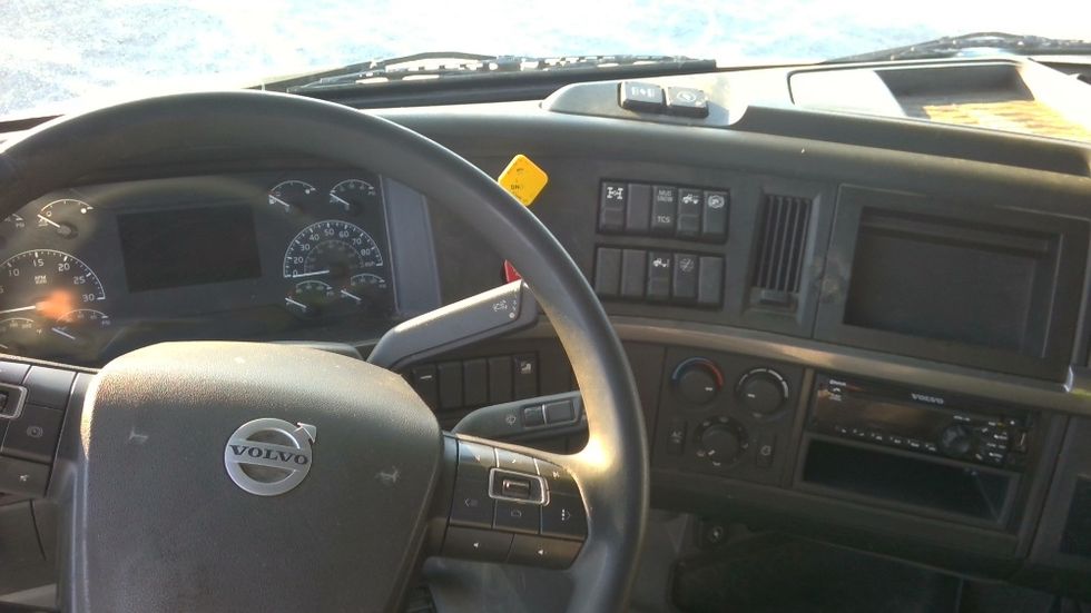 Sleeper Tractor-Heavy Duty Tractors-Volvo-2019-VNL64760-Boaz-AL-514,507\n\t\tmiles-$ 54,250 - Image 11