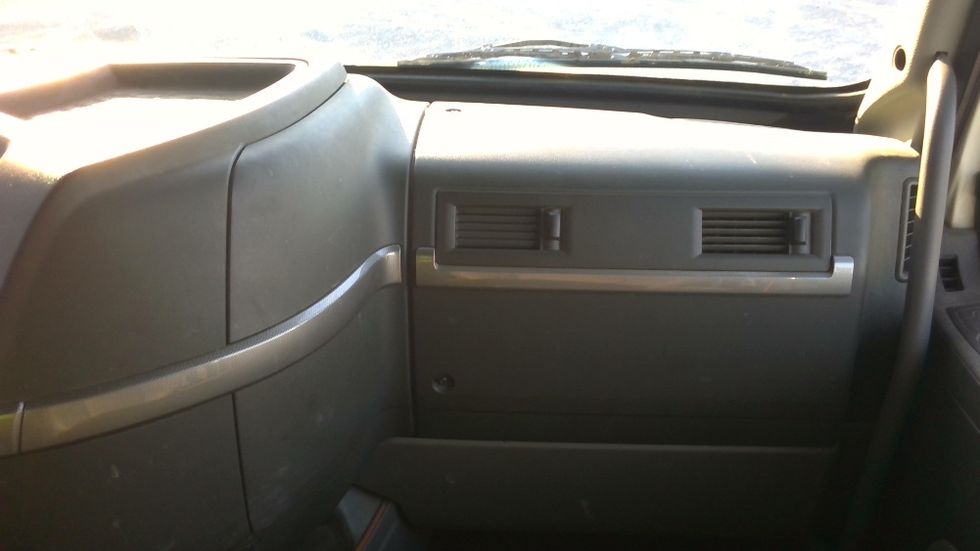 Sleeper Tractor-Heavy Duty Tractors-Volvo-2019-VNL64760-Boaz-AL-514,507\n\t\tmiles-$ 54,250 - Image 14