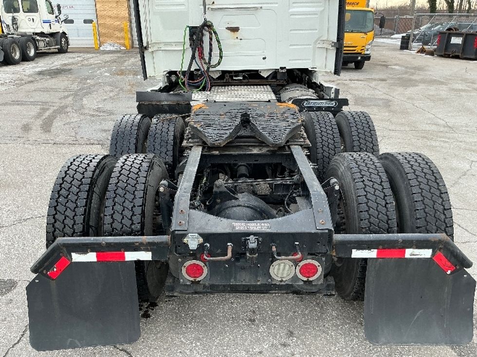 Sleeper Tractor-Heavy Duty Tractors-Volvo-2019-VNL64760-East Chicago-IN-508,152\n\t\tmiles-$ 58,250 - Image 6