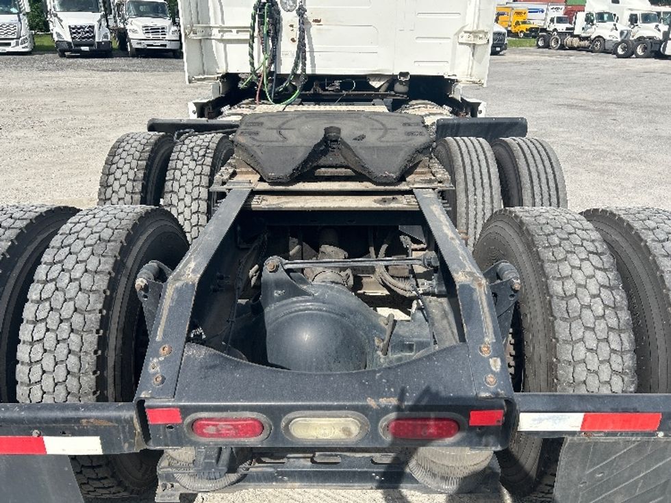 Sleeper Tractor-Heavy Duty Tractors-Volvo-2019-VNL64760-Garden City-GA-713,188\n\t\tmiles-$ 47,750 - Image 6
