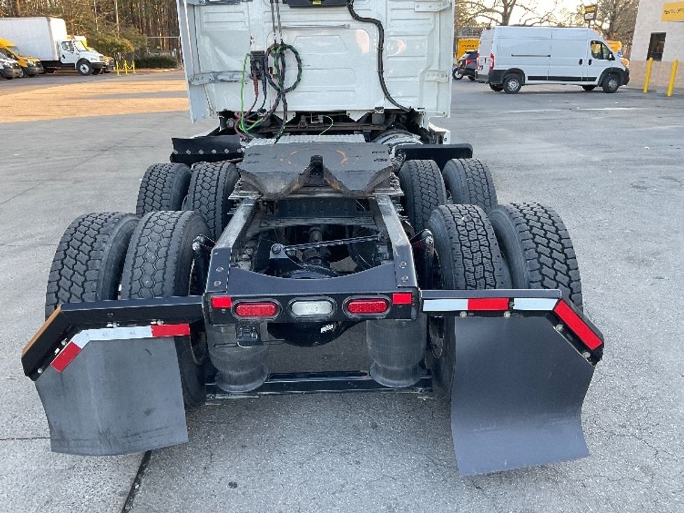 Sleeper Tractor-Heavy Duty Tractors-Volvo-2019-VNL64760-Little Rock-AR-488,368\n\t\tmiles-$ 69,000 - Image 6