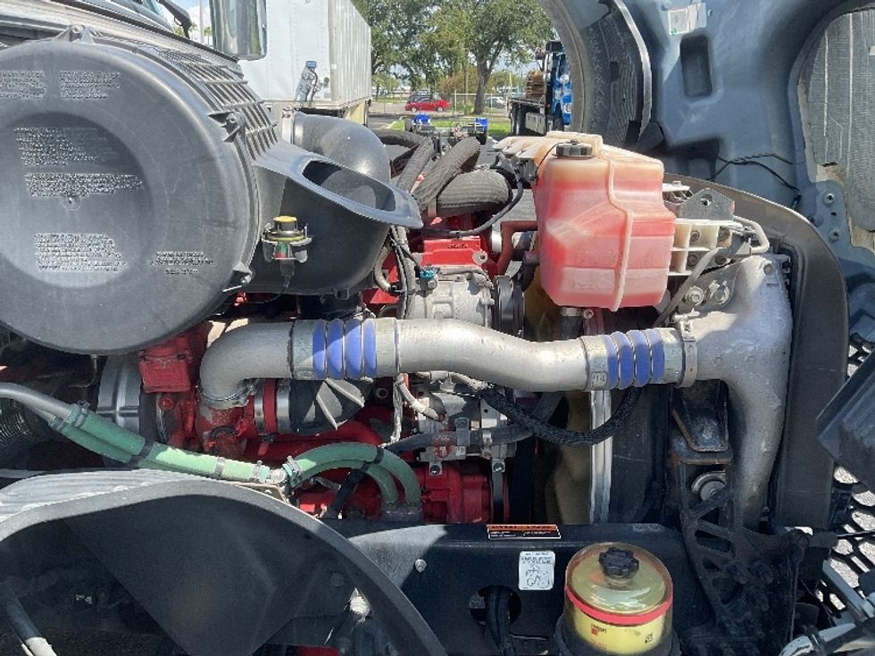 Sleeper Tractor-Heavy Duty Tractors-Volvo-2020-VNL64400-Tampa-FL-242,975\n\t\tmiles-$ 74,750 - Image 20