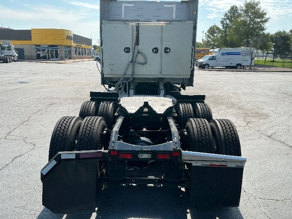 Sleeper Tractor-Heavy Duty Tractors-Volvo-2020-VNL64740-Augusta-GA-480,752\n\t\tmiles-$ 64,500 - Image 6