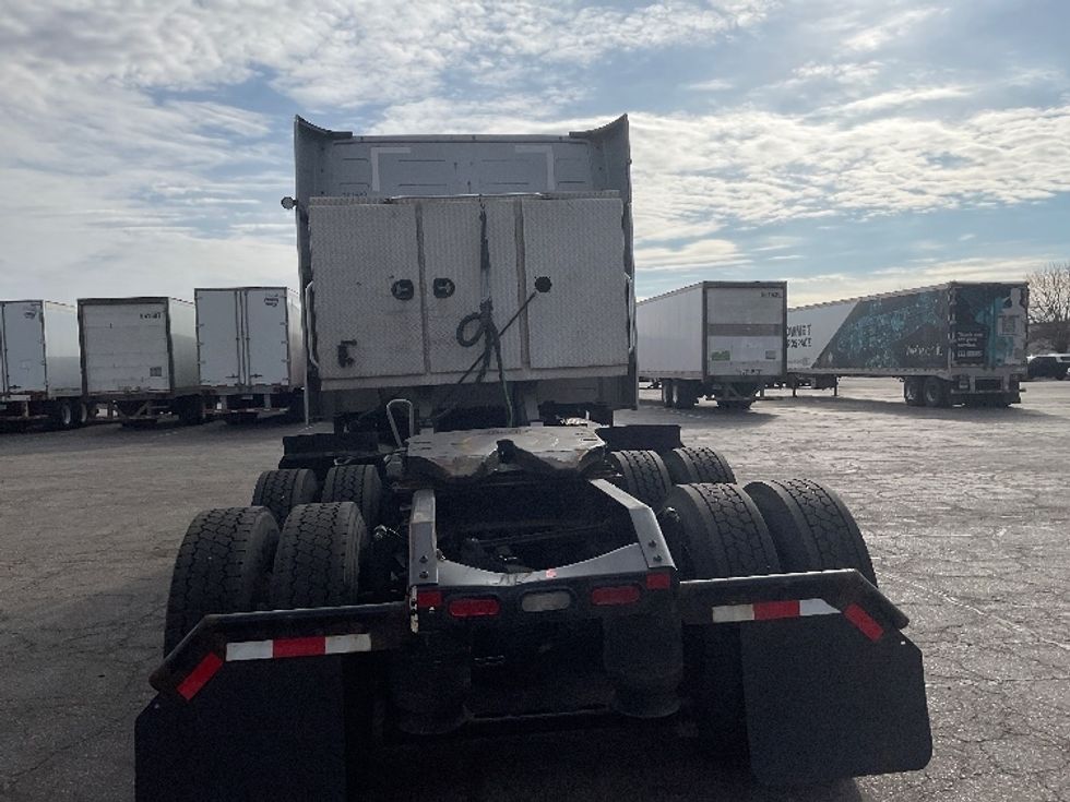 Sleeper Tractor-Heavy Duty Tractors-Volvo-2020-VNL64740-La Porte-IN-530,350\n\t\tmiles-$ 50,500 - Image 6