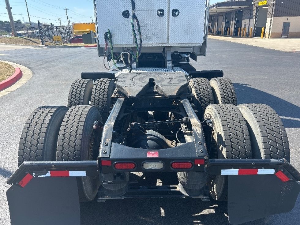 Sleeper Tractor-Heavy Duty Tractors-Volvo-2020-VNL64740-Lowell-AR-594,184\n\t\tmiles-$ 52,250 - Image 6