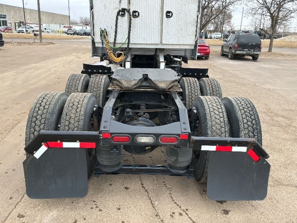 Sleeper Tractor-Heavy Duty Tractors-Volvo-2020-VNL64740-Sioux Falls-SD-461,536\n\t\tmiles-$ 60,000 - Image 6