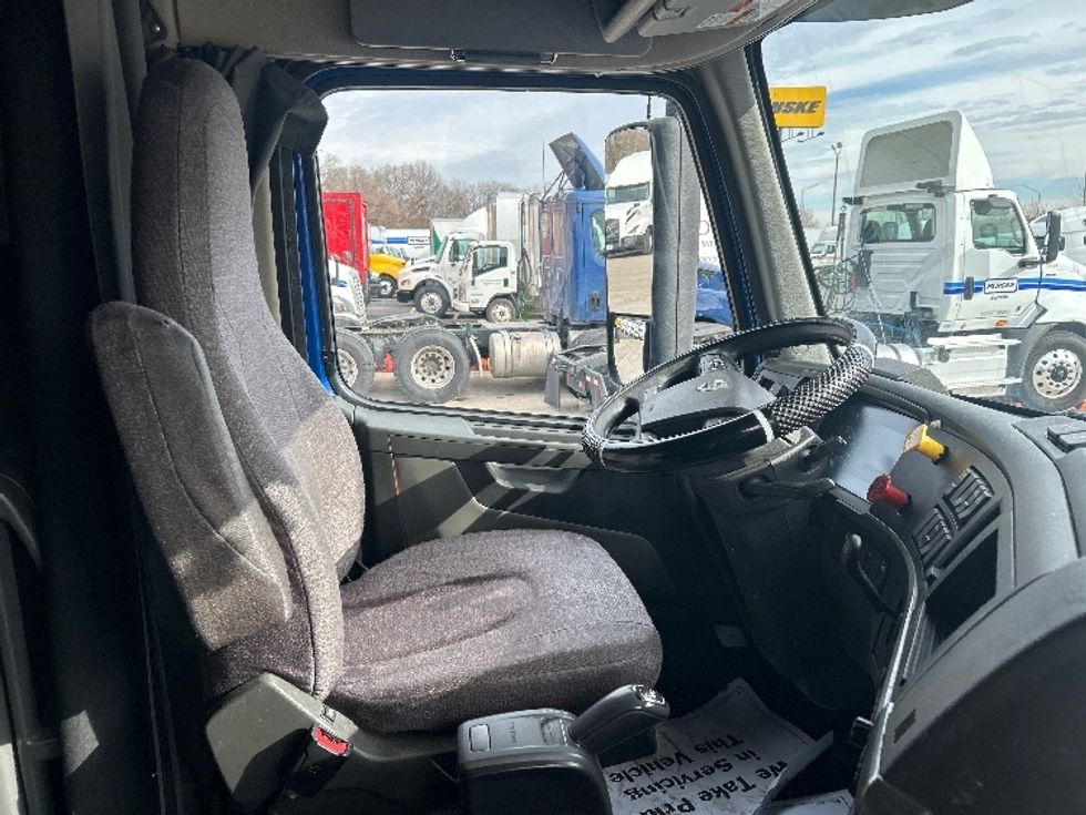 Sleeper Tractor-Heavy Duty Tractors-Volvo-2020-VNL64760-Indianapolis-IN-841,537\n\t\tmiles-$ 35,750 - Image 15