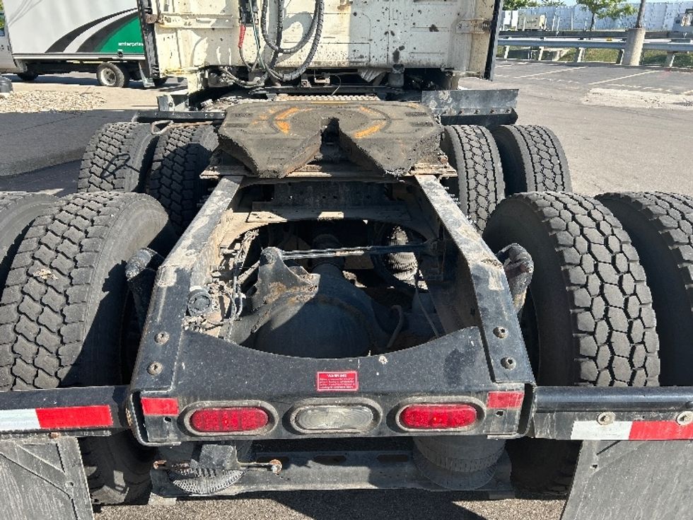 Sleeper Tractor-Heavy Duty Tractors-Volvo-2020-VNL64760-Mississauga-ON-995,569\n\t\tkm-$ 76,500 - Image 6