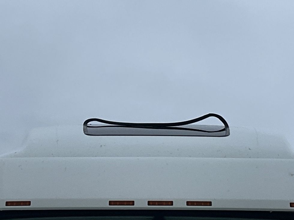 Sleeper Tractor-Heavy Duty Tractors-Volvo-2020-VNL64760-Ottawa-ON-726,632\n\t\tkm-$ 86,250 - Image 22