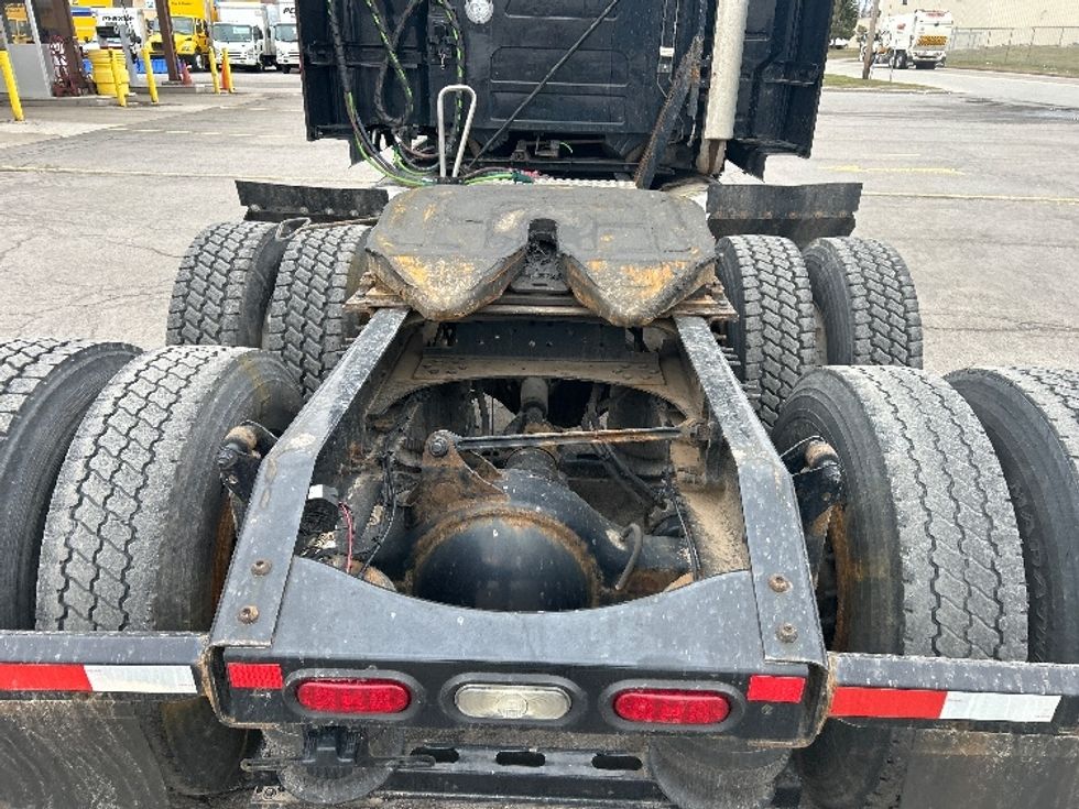 Sleeper Tractor-Heavy Duty Tractors-Volvo-2020-VNL64760-Rochester-NY-456,154\n\t\tmiles-$ 57,000 - Image 6