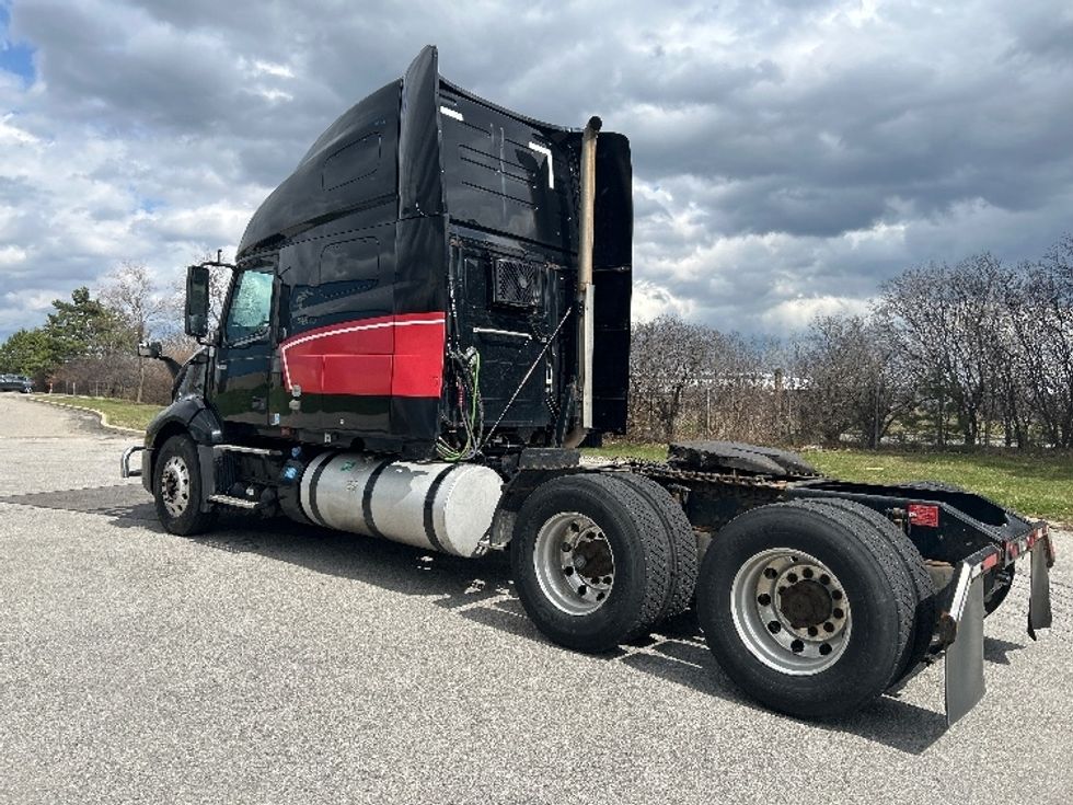 Sleeper Tractor-Heavy Duty Tractors-Volvo-2020-VNL64760-Rochester-NY-468,412\n\t\tmiles-$ 63,500 - Image 5